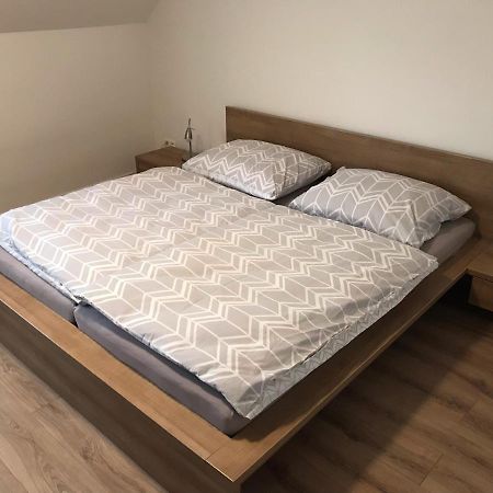 Apartman Neva Gbely Szakolca Kültér fotó