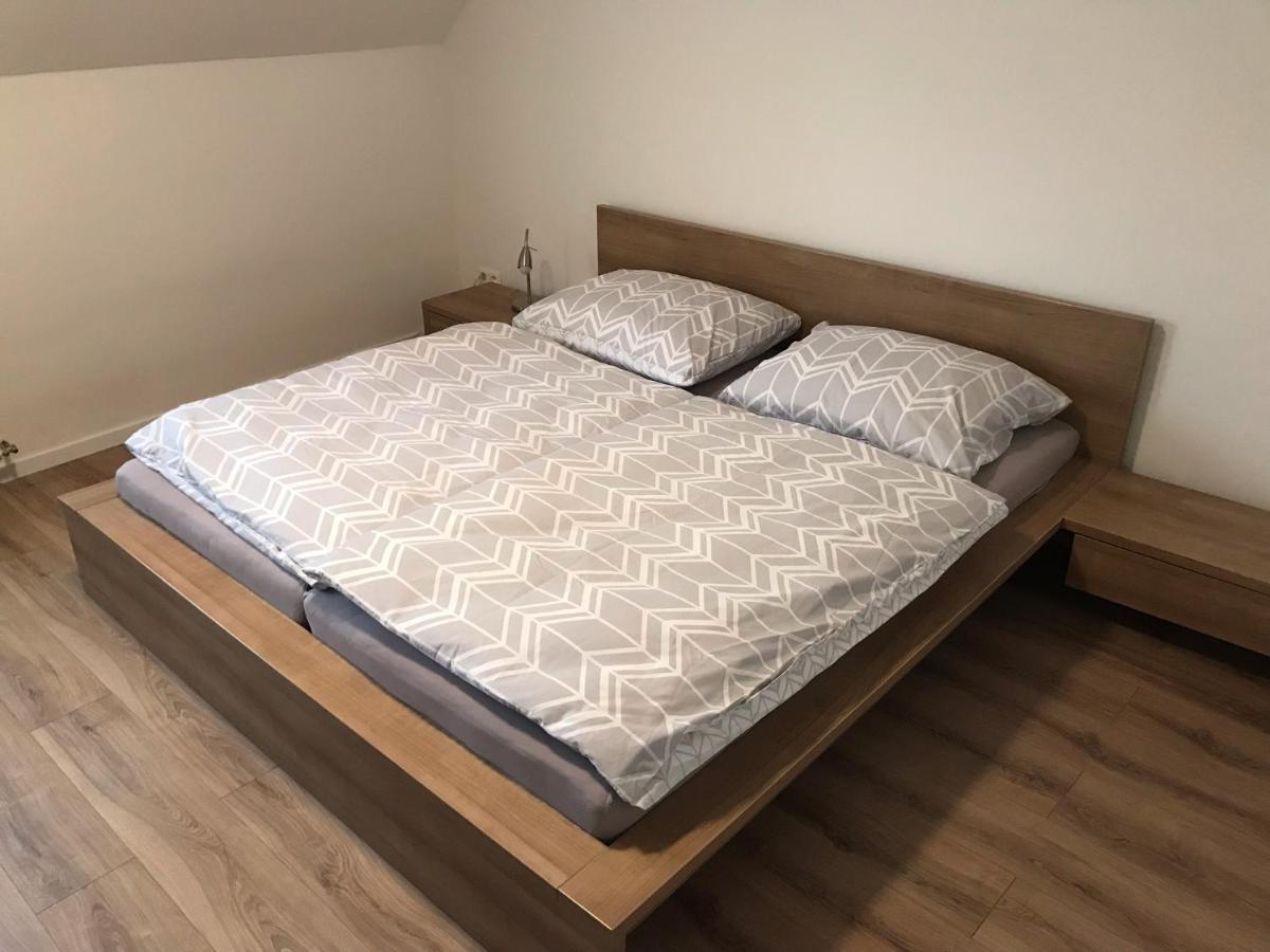 Apartman Neva Gbely Szakolca Kültér fotó